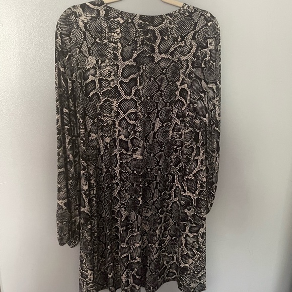 Show me your Mumu snake print long sleeved dress M - Picture 6 of 9